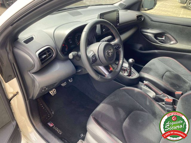 TOYOTA Yaris usata, con Controllo trazione