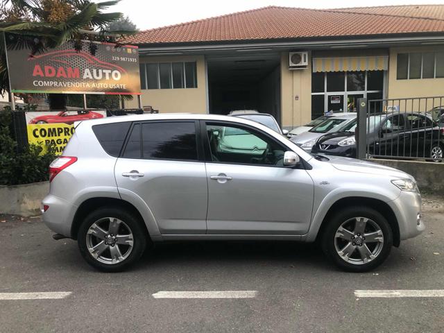 TOYOTA RAV 4 MY23 usata, con Climatizzatore