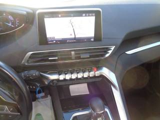 PEUGEOT 3008 usata, con Cerchi in lega