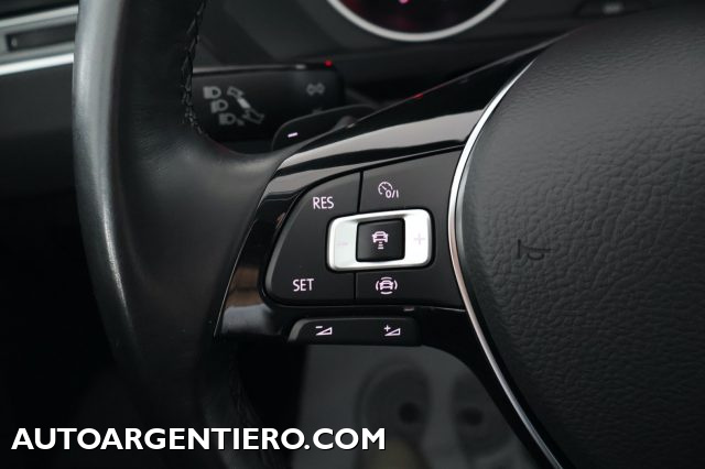 VOLKSWAGEN Tiguan usata, con Fari LED