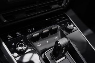PORSCHE 911 usata, con Sensori di parcheggio posteriori