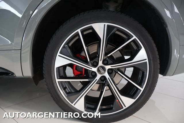 AUDI Q5 usata, con Sensori di parcheggio posteriori