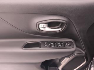 JEEP Renegade usata, con USB