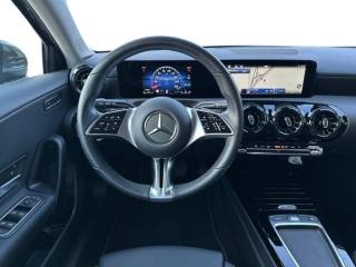 MERCEDES-BENZ A 180 usata, con Cronologia tagliandi