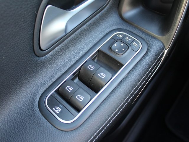 MERCEDES-BENZ A 250 usata, con Luci diurne LED