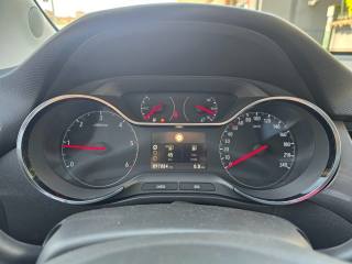 OPEL Crossland X usata, con Hill holder