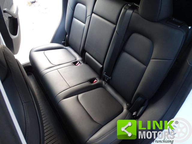 TESLA Model Y usata, con Boardcomputer