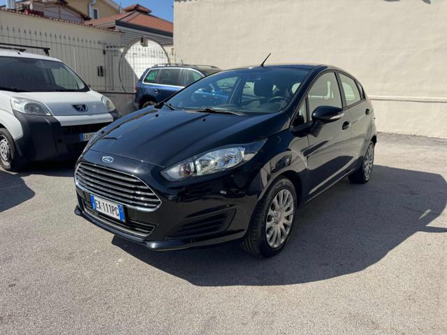 FORD Fiesta usata, con ABS
