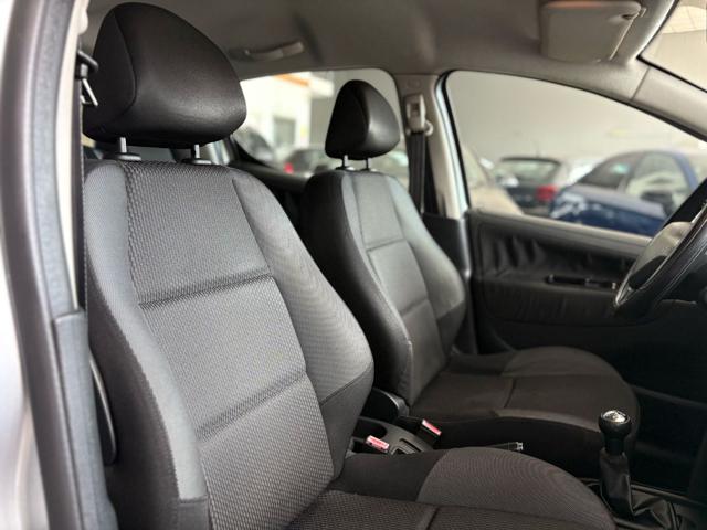 PEUGEOT 207 usata 23