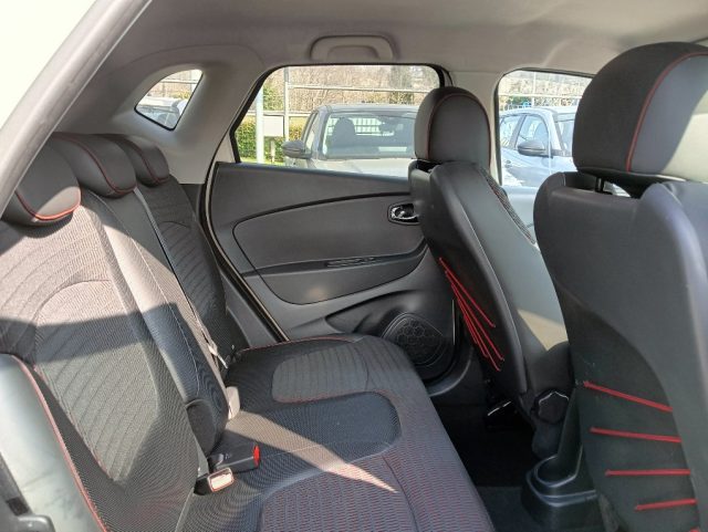 RENAULT Captur usata, con Servosterzo