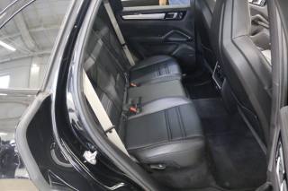PORSCHE Cayenne usata, con Autoradio digitale
