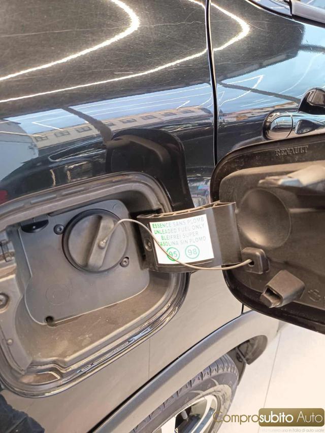 RENAULT Captur usata 32