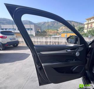 ALFA ROMEO Stelvio usata, con Regolazione elettrica sedili