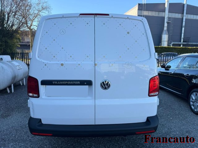 VOLKSWAGEN Transporter usata, con Autoradio