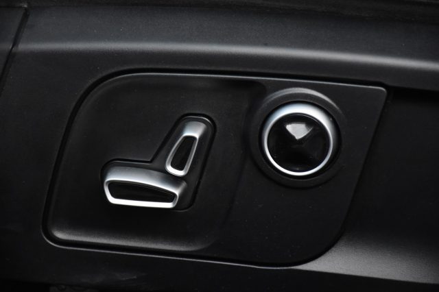 MASERATI Levante usata, con Volante in pelle