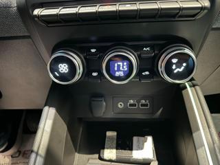 RENAULT Clio usata, con Sistema di navigazione