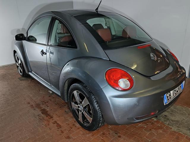 VOLKSWAGEN New Beetle usata, con Autoradio