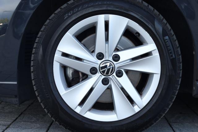 VOLKSWAGEN Golf Variant usata, con Chiamata automatica per emergenze