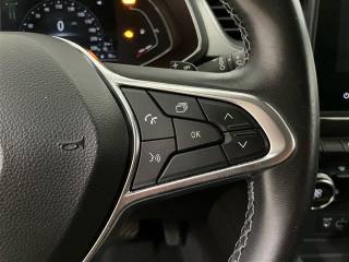 RENAULT Captur usata, con Hill holder