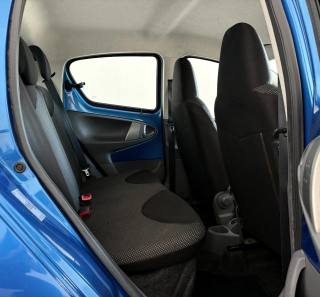 TOYOTA Aygo usata 10