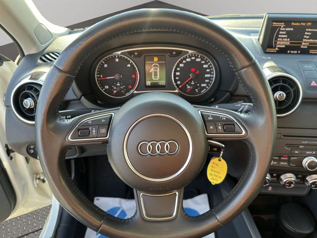 AUDI A1 usata, con Autoradio