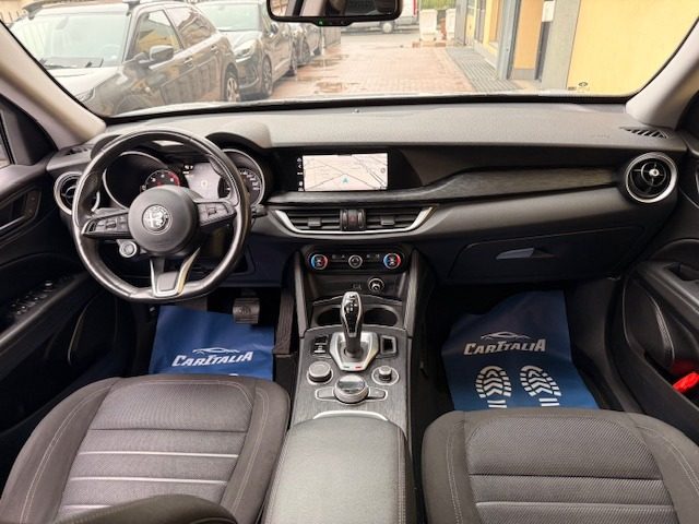 ALFA ROMEO Stelvio usata, con Controllo automatico clima