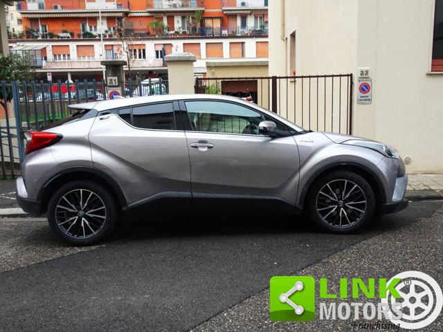TOYOTA C-HR usata, con Airbag