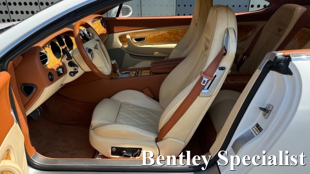 BENTLEY Continental usata 24
