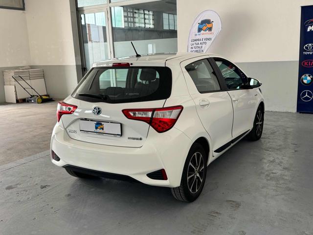 TOYOTA Yaris usata, con Autoradio