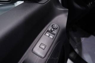 OPEL Combo usata, con Luci diurne LED