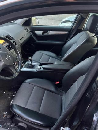 MERCEDES-BENZ C 200 usata, con Climatizzatore