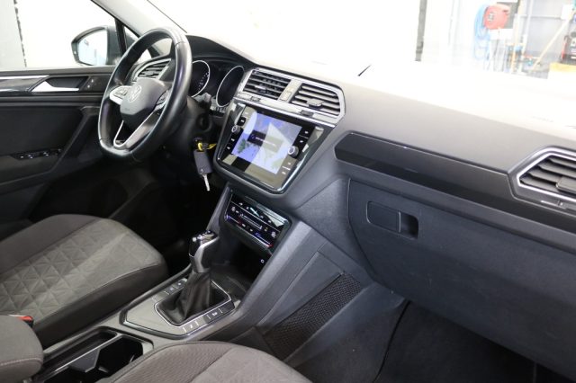 VOLKSWAGEN Tiguan usata, con Fari LED
