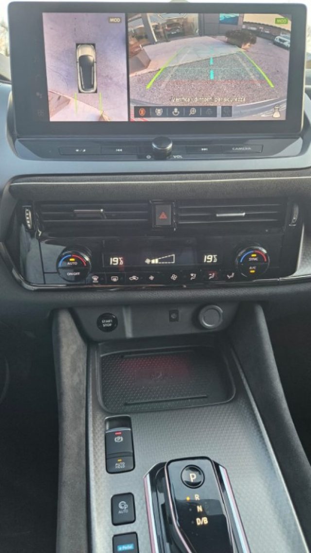 NISSAN Qashqai usata, con Volante in pelle