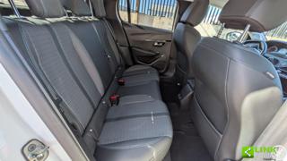 PEUGEOT 208 usata, con USB