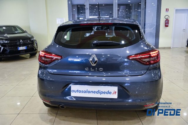 RENAULT Clio usata, con Autoradio