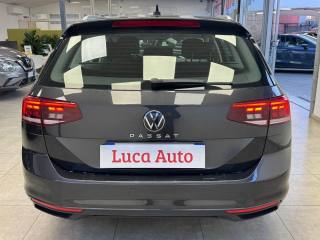 VOLKSWAGEN Passat Variant usata, con Alzacristalli elettrici