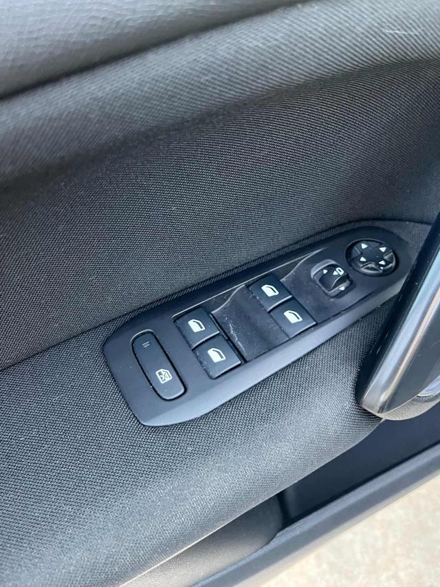 PEUGEOT 308 usata, con Climatizzatore