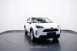 TOYOTA Yaris Cross usata, con Controllo automatico clima