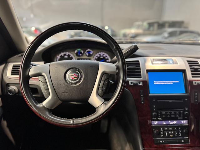 CADILLAC Escalade usata, con Chiusura centralizzata