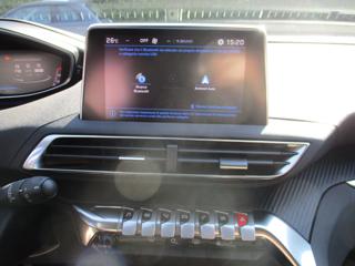 PEUGEOT 3008 usata, con Park Distance Control