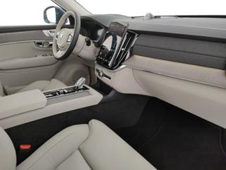 VOLVO XC90 usata, con Sensori di parcheggio posteriori