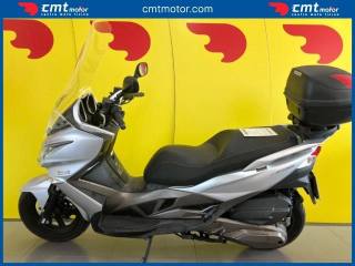 KAWASAKI J 300 usata 2