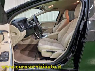 VOLVO V60 usata, con Climatizzatore automatico, 2 zone