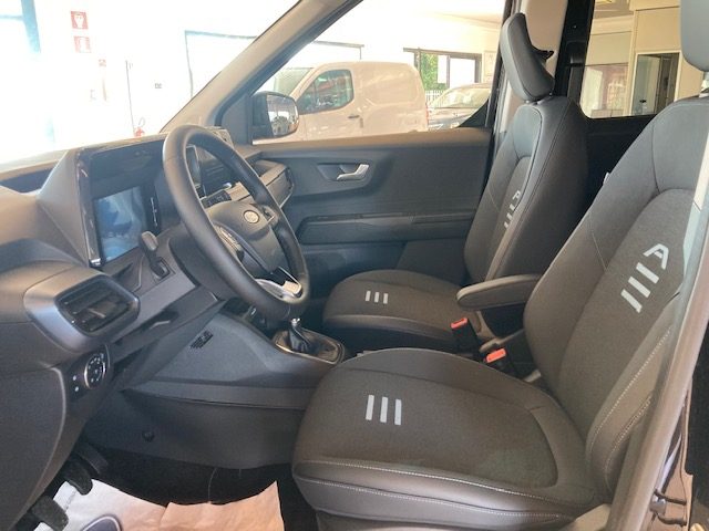 FORD Tourneo Courier usata, con Controllo automatico clima