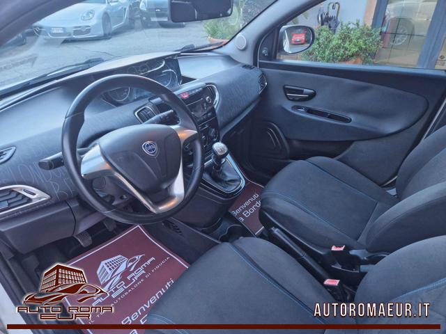LANCIA Ypsilon usata, con Lettore CD