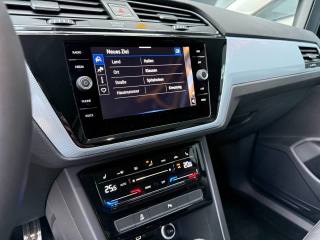 VOLKSWAGEN Touran usata, con Controllo trazione