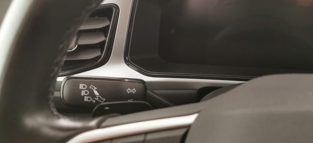 VOLKSWAGEN T-Roc usata 49