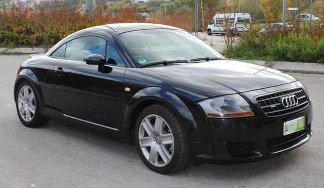 AUDI TT usata, con Autoradio