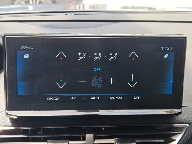 PEUGEOT 3008 usata, con USB