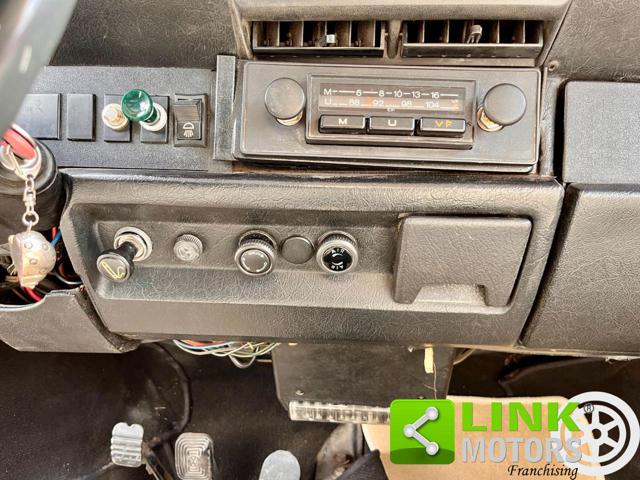 VOLKSWAGEN Maggiolino usata 23